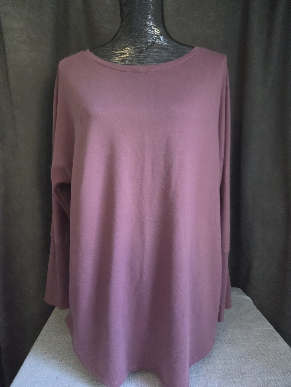 Women's Relaxed Long Sleeve Top in Mauve
